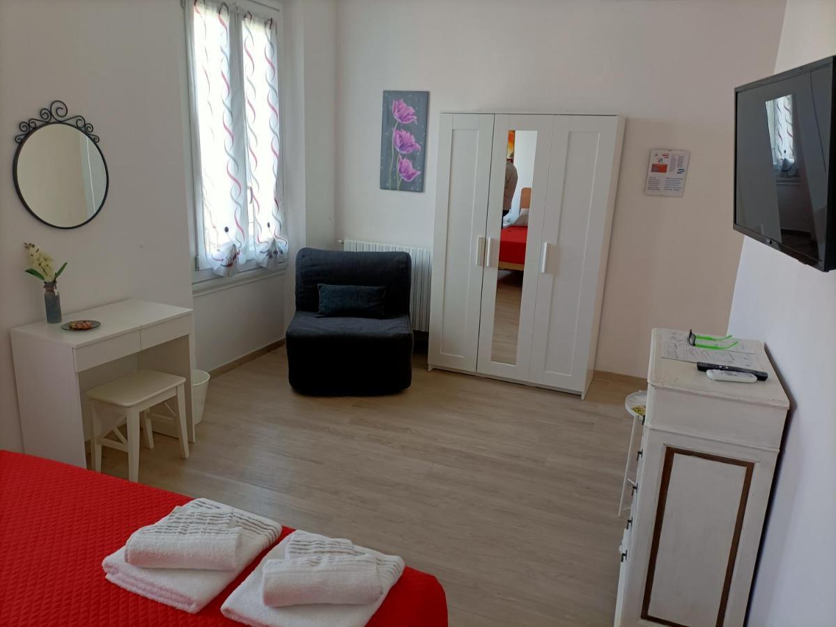 Affittacamere Il Chiostrino Guest House Florence Exterior photo
